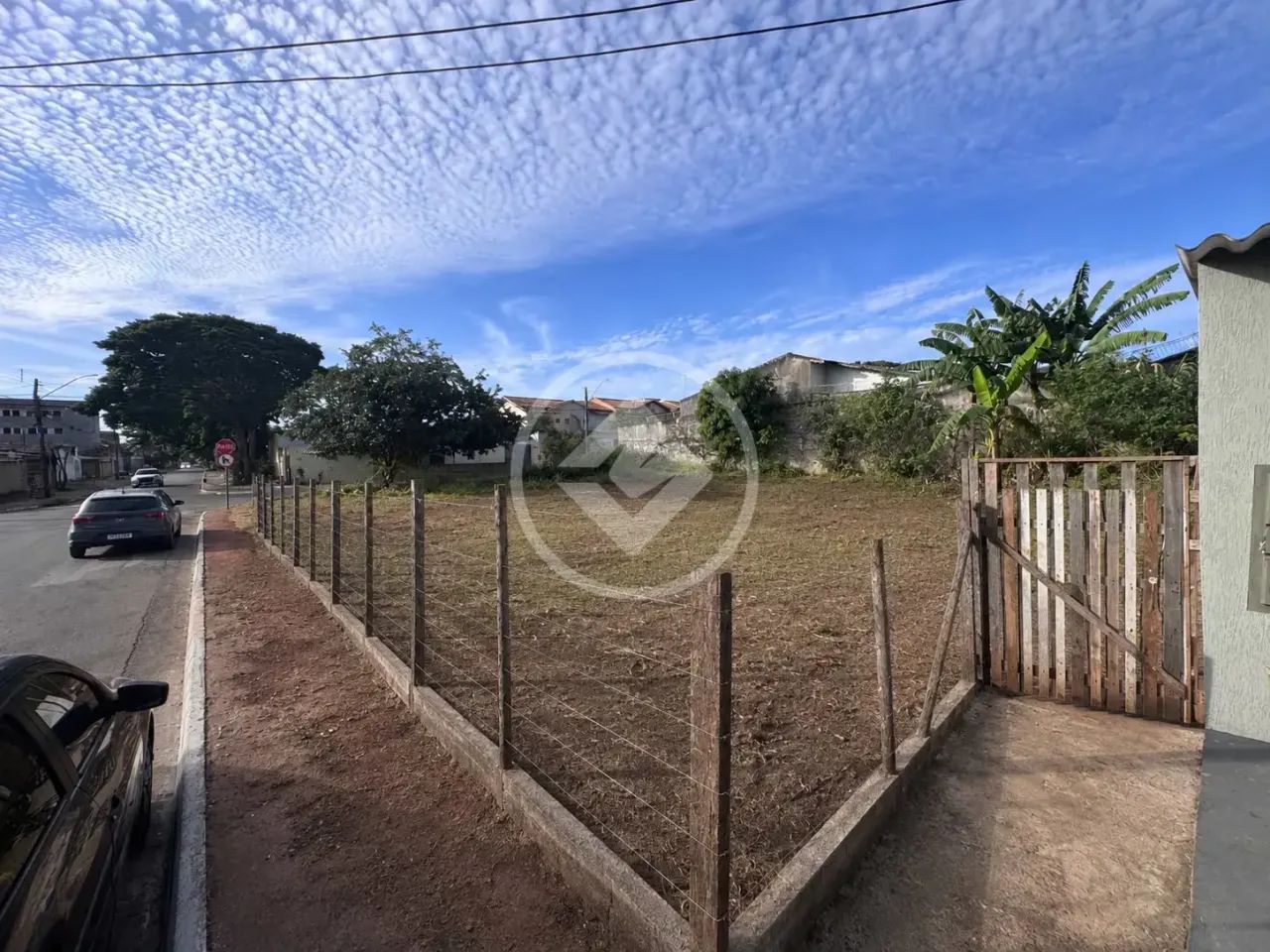 Lote de esquina jardim America 558M2 codigo: 350104 - Foto 4
