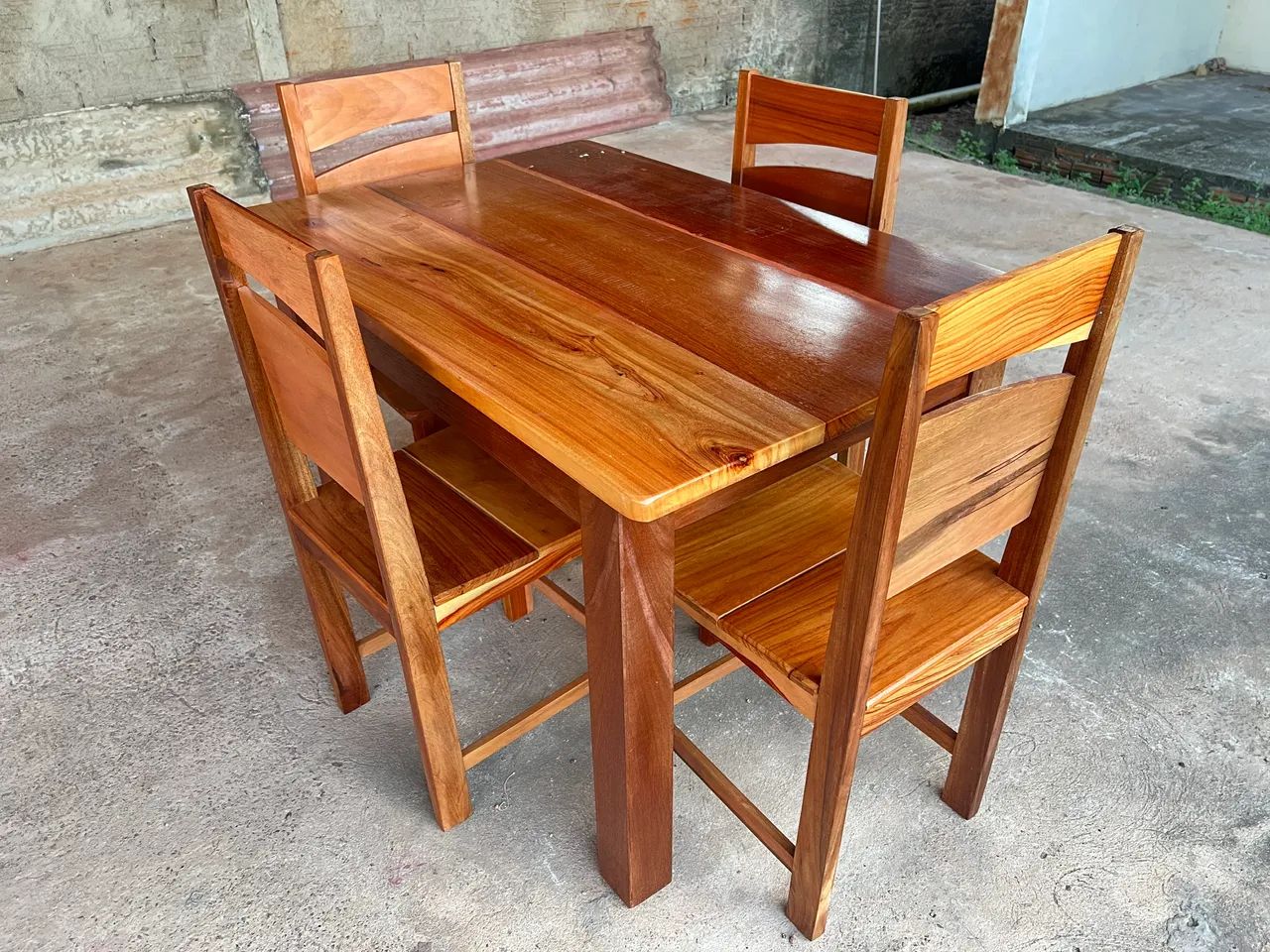 Mesa com 4 cadeiras  - Foto 3