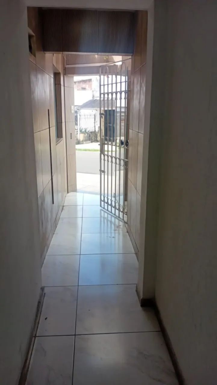 Procura- profissional da área da beleza para dividir espaço 