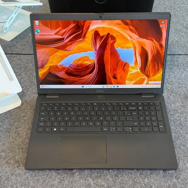 Notebook Dell Latitude 3520, i5, 11ªth, SSD 256GB e 8GB de RAM - Foto 4