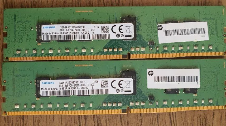 Samsung DDR4 2x8GB (16GB)