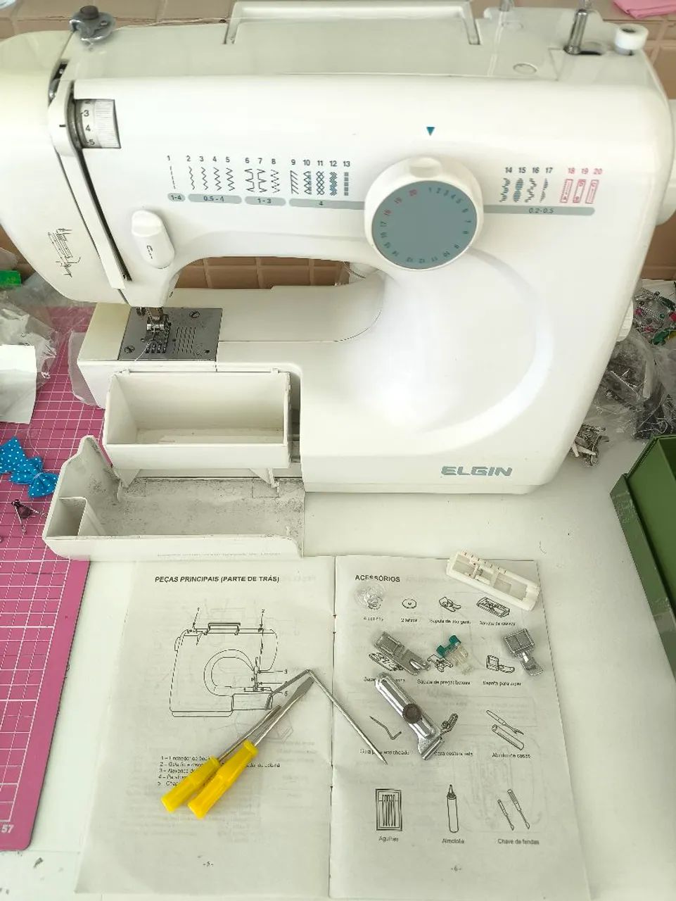 Máquina de costura Elgin Genius Jx4000 - Foto 3