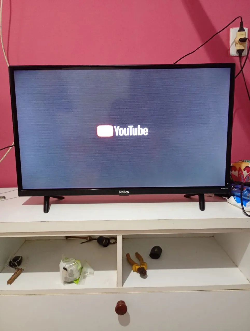 Vendo tv esmarte 32 polegadas estado de nova  - Foto 3