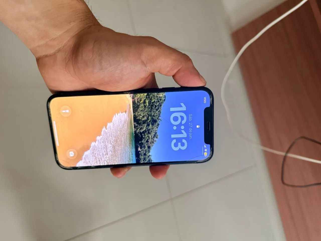 IPHONE 12 128gb 74% de saúde da bateria - Foto 3