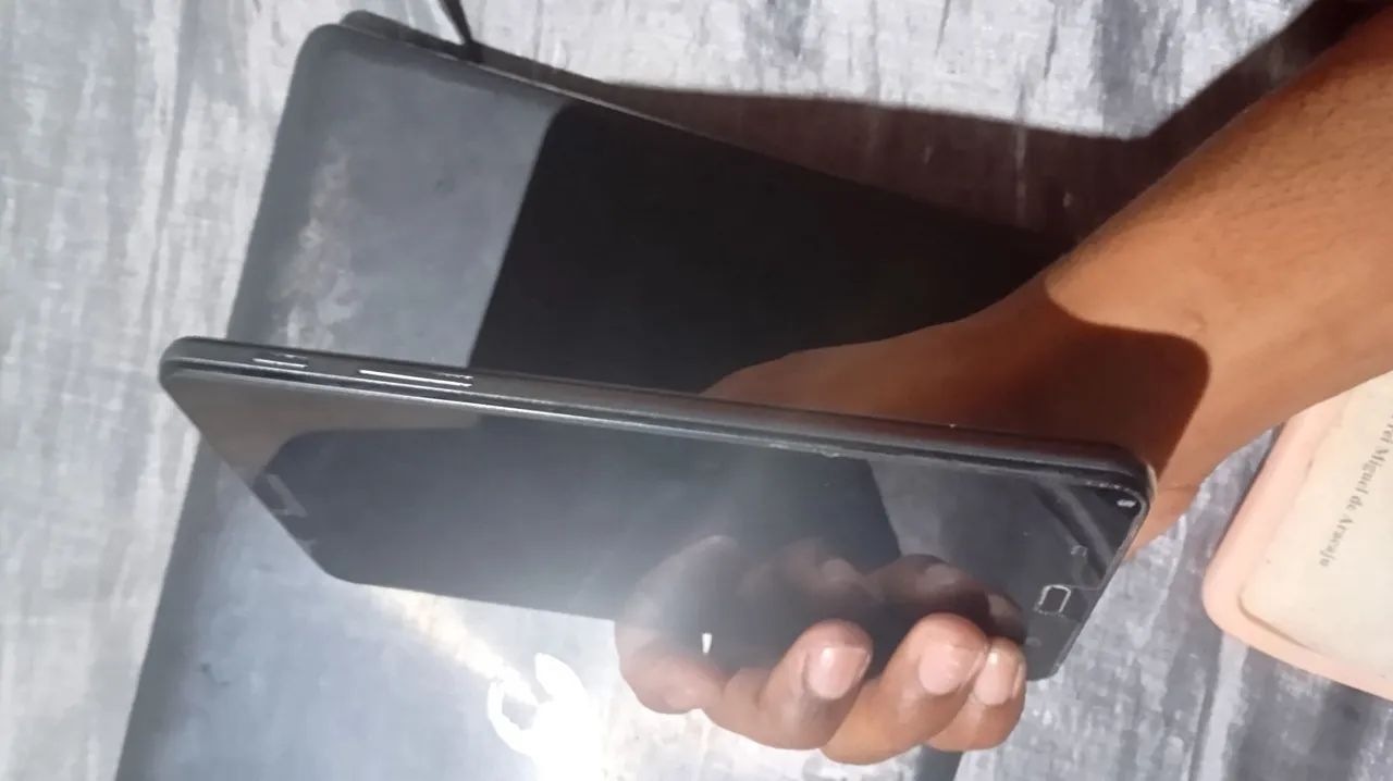Tablet os botão de desligar e o volume estão ruim