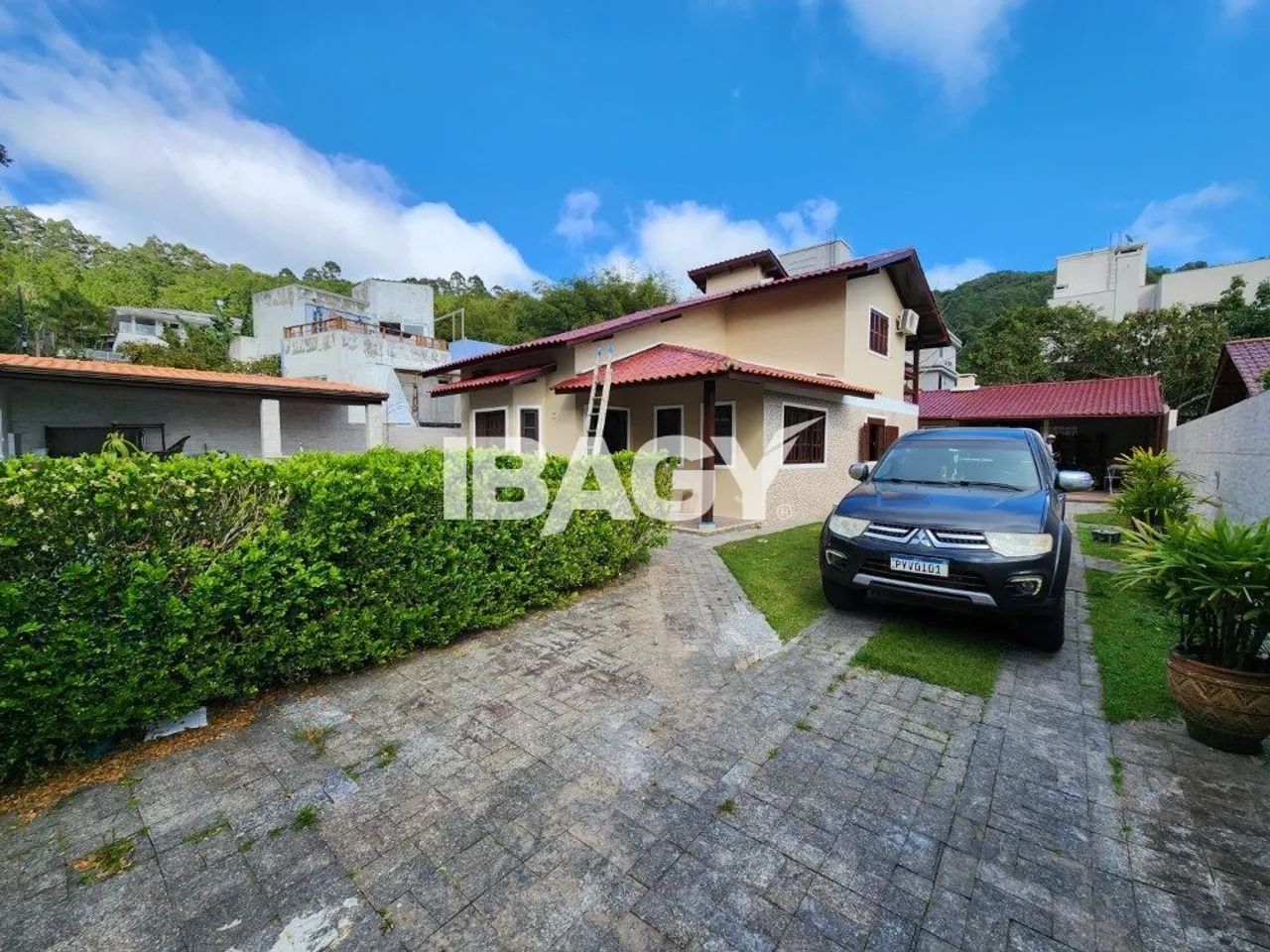 Excelente Casa 4 dormitório(s) em Canasvieiras - Florianópolis - Foto 2