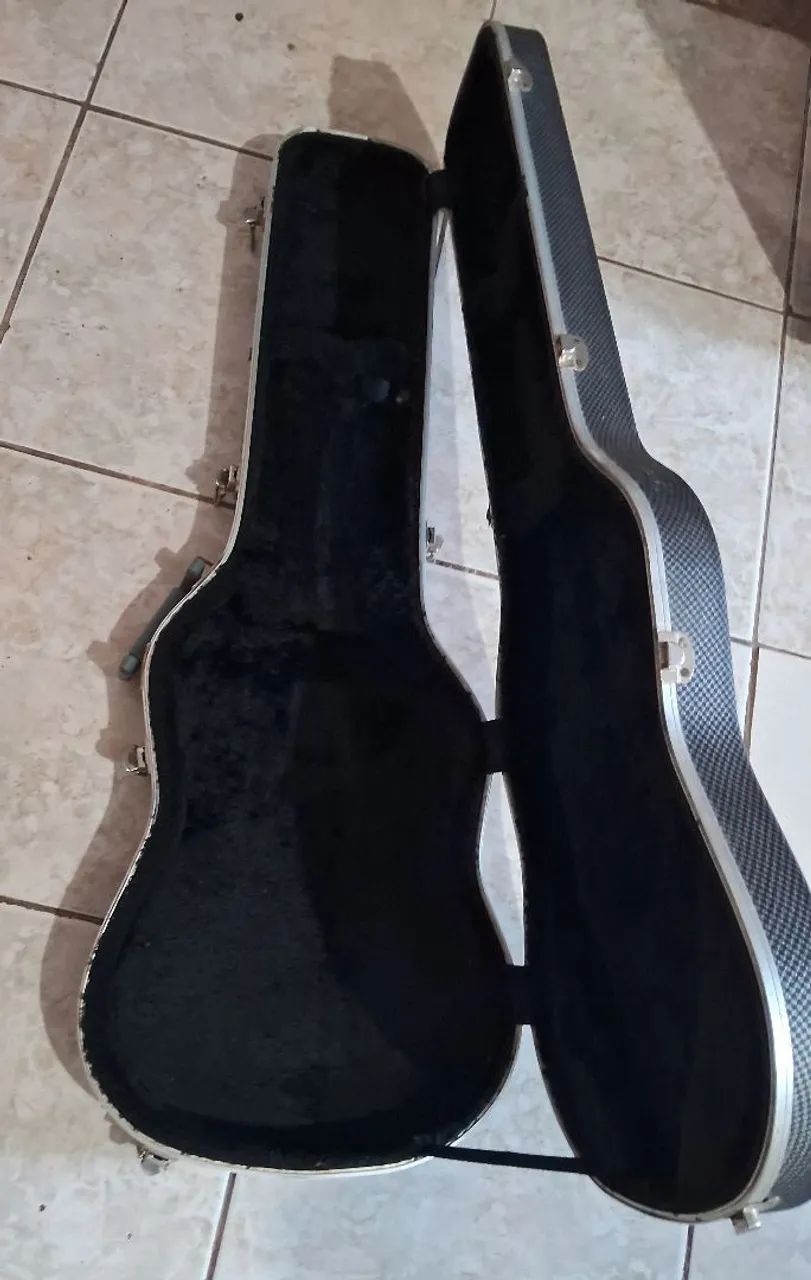 Vendo case para guitarra 