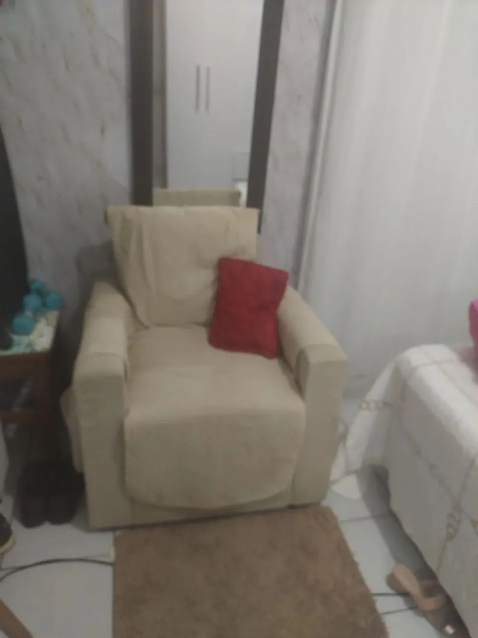 Móveis- Poltrona, Sofá, Mesa - Foto 5