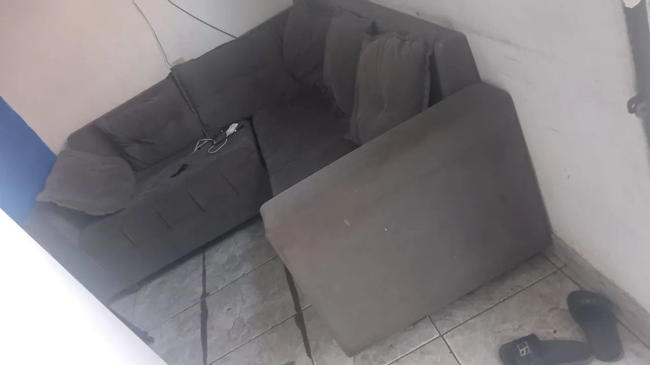 Sofá espaçoso e barato  - Foto 3