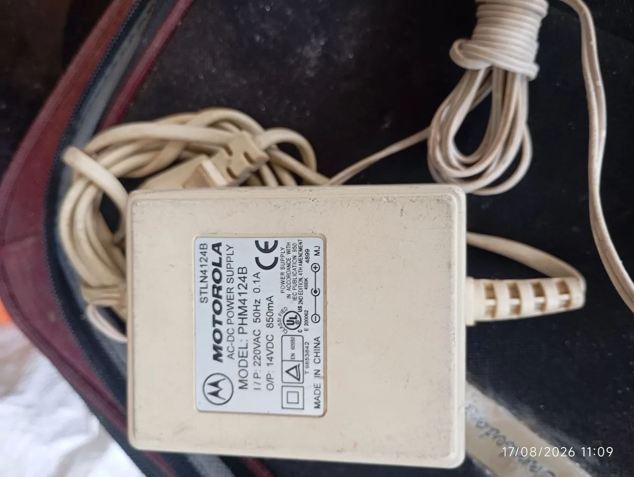 Fonte de 14 volts Motorola 