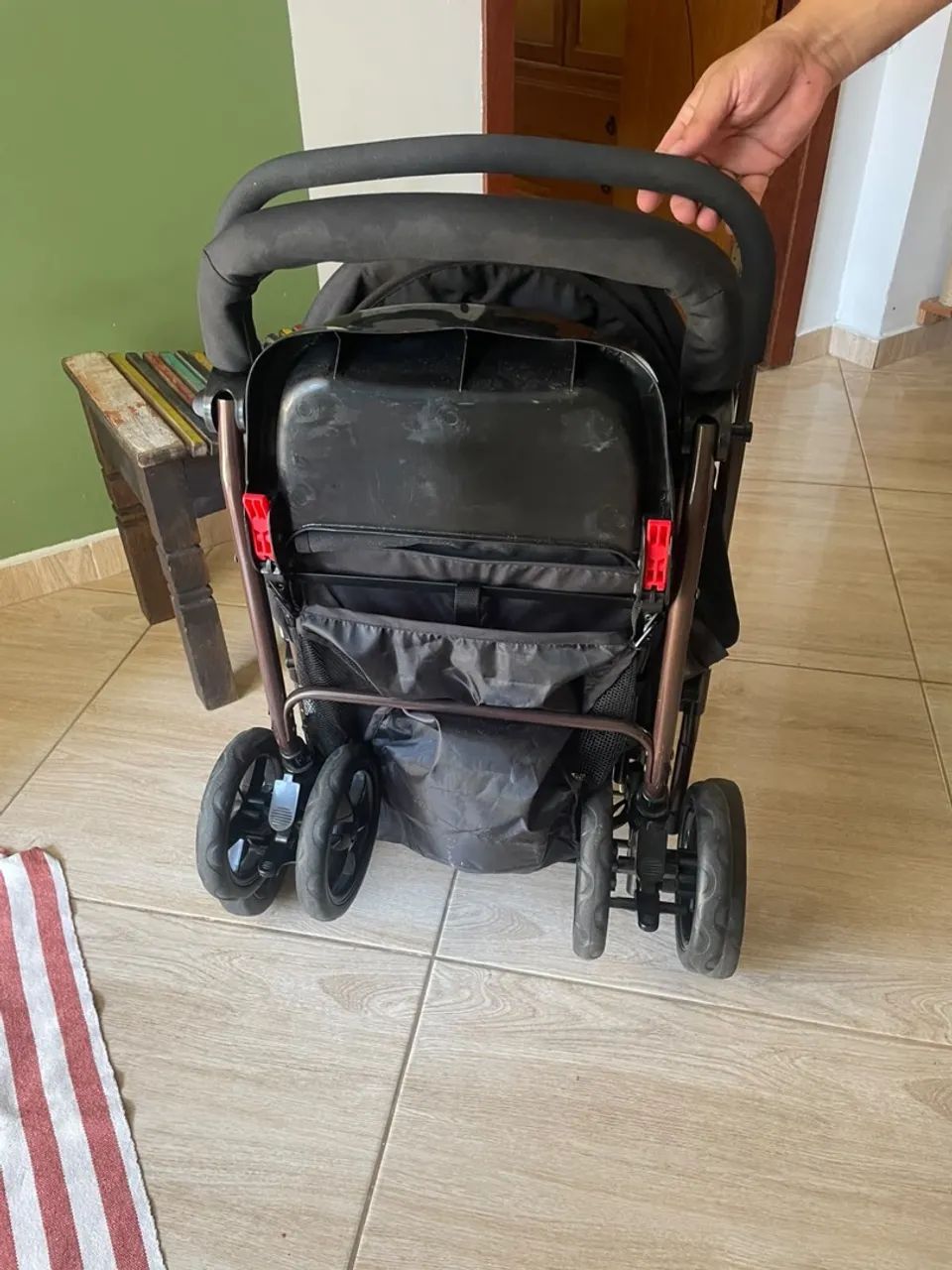 Carrinho com bebê conforto - Foto 4