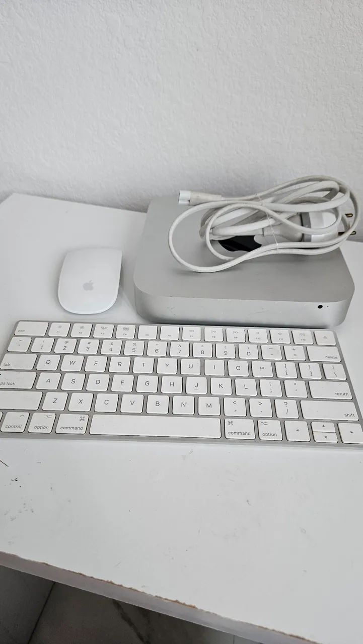 Mac Mini 2014 + mouse e teclado Original - Computadores e Desktops