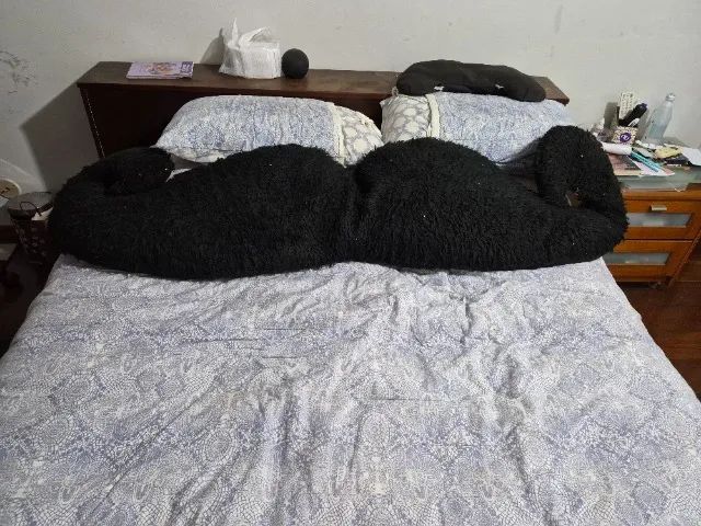 Almofada em forma de bigode Poderoso chefao para cama Queen ou king size