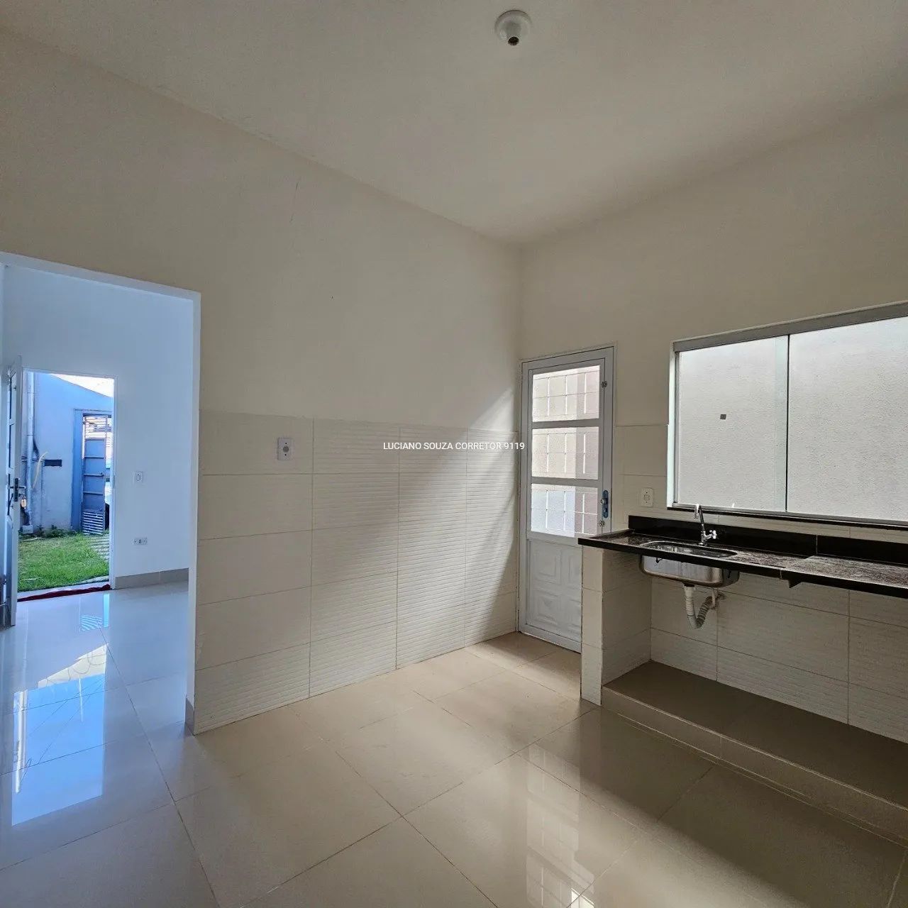 Casa com suíte bem localizada! - Foto 4