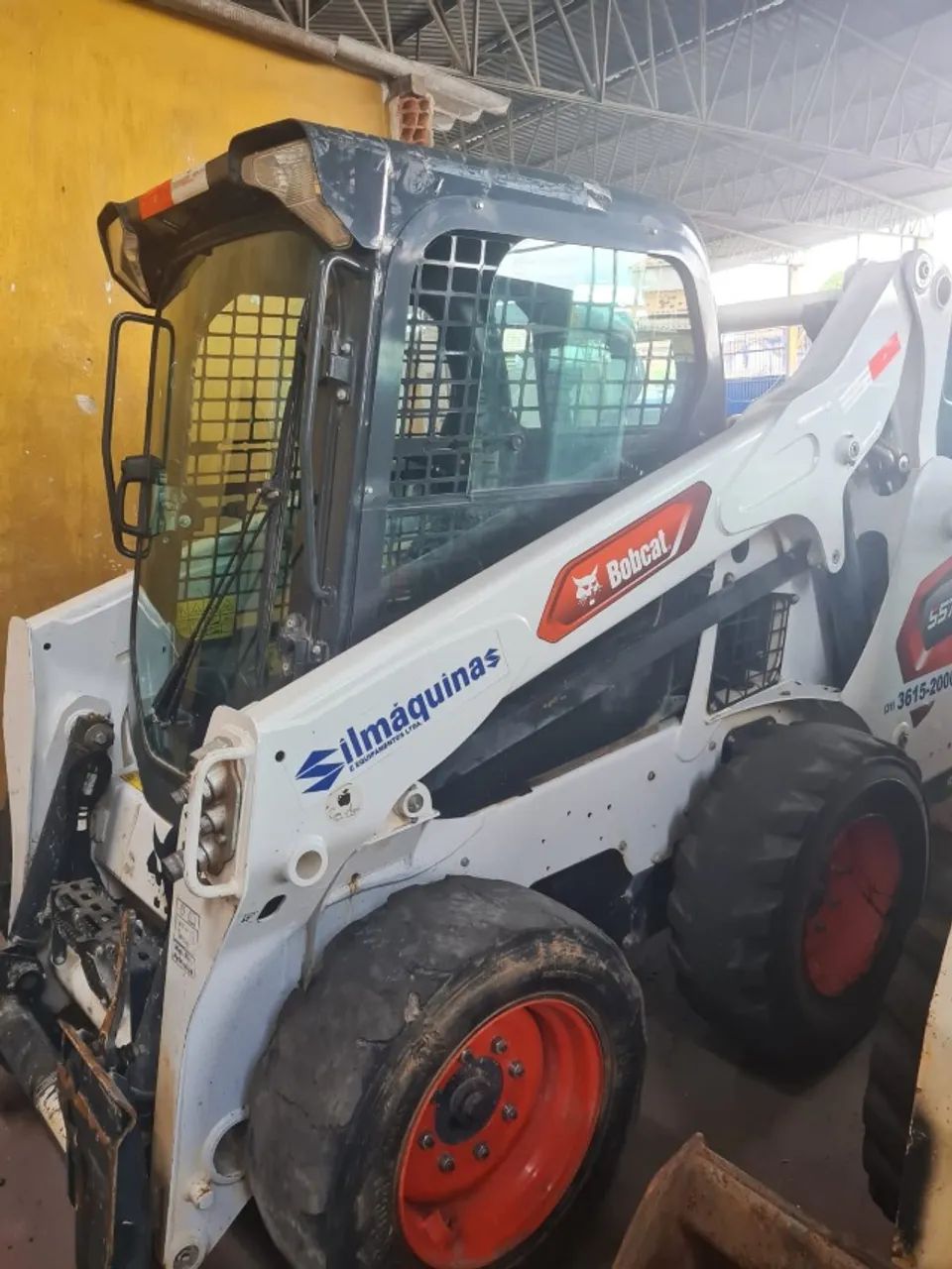 Minicarregadeira Bobcat S570 2024 720,4hs Ar+hf+alavanca Adicionar aos favoritos Belo Hori