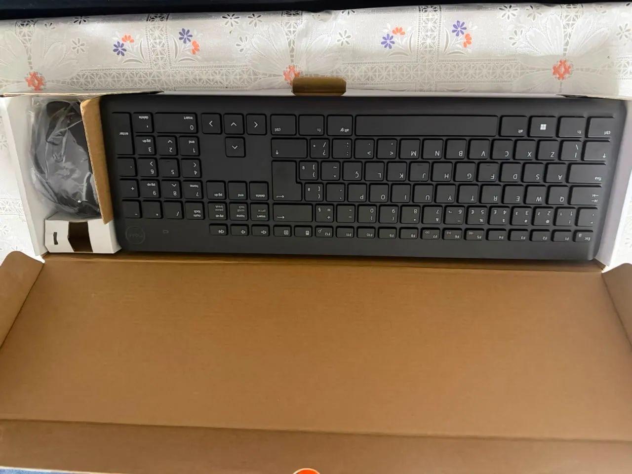 Teclado e mouse Dell - KM3322W - Foto 4