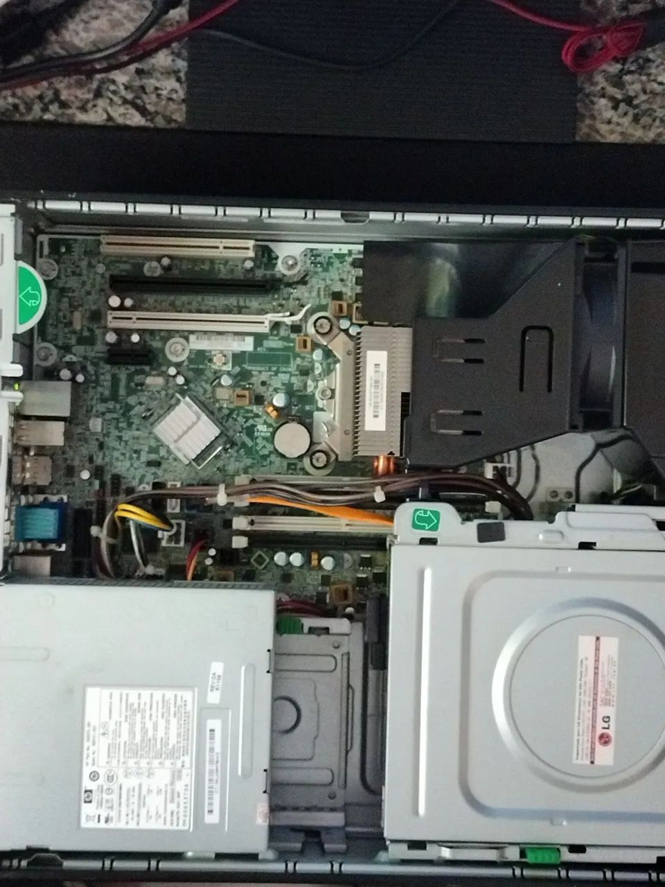 Desktop HP compag 8200  I5-2400. - Foto 2