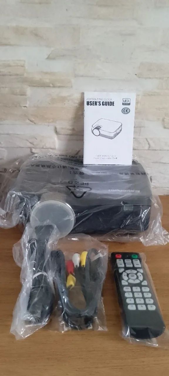 PROJETOR LED EXCELVAN MODELO Q06 Full HD(1080p) "NOVO"