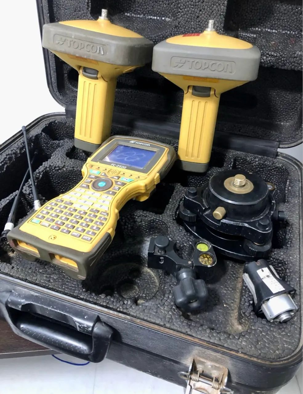Conjunto GPS Topcon GR3 Base + Rover c/ Acessórios