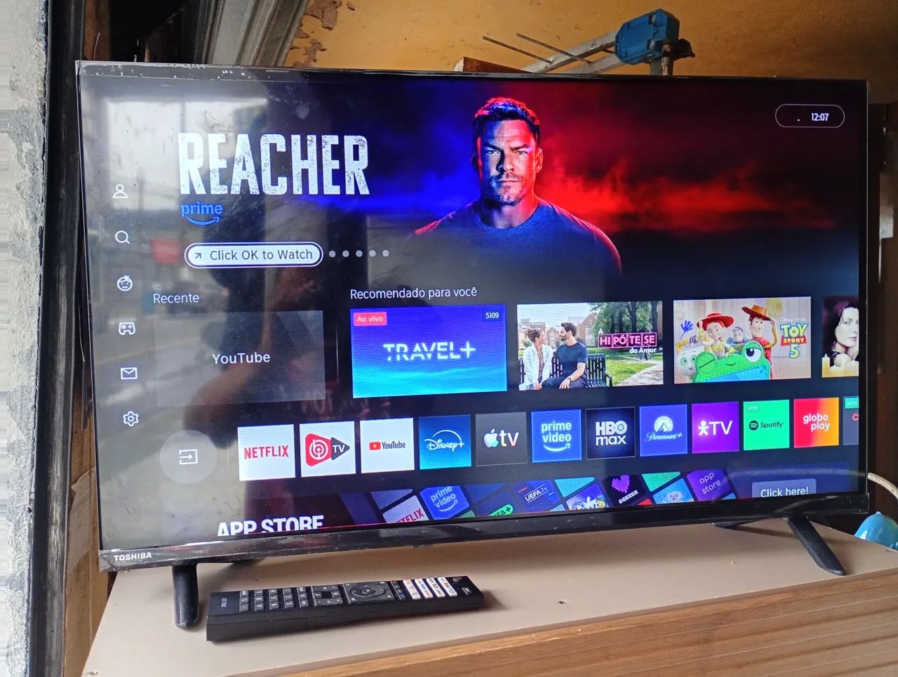 TV smart Toshiba 32 polegadas 5k semi-nova - Foto 2