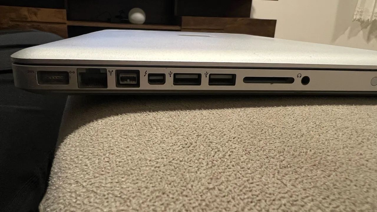 MacBook Pro 2011 - Foto 3