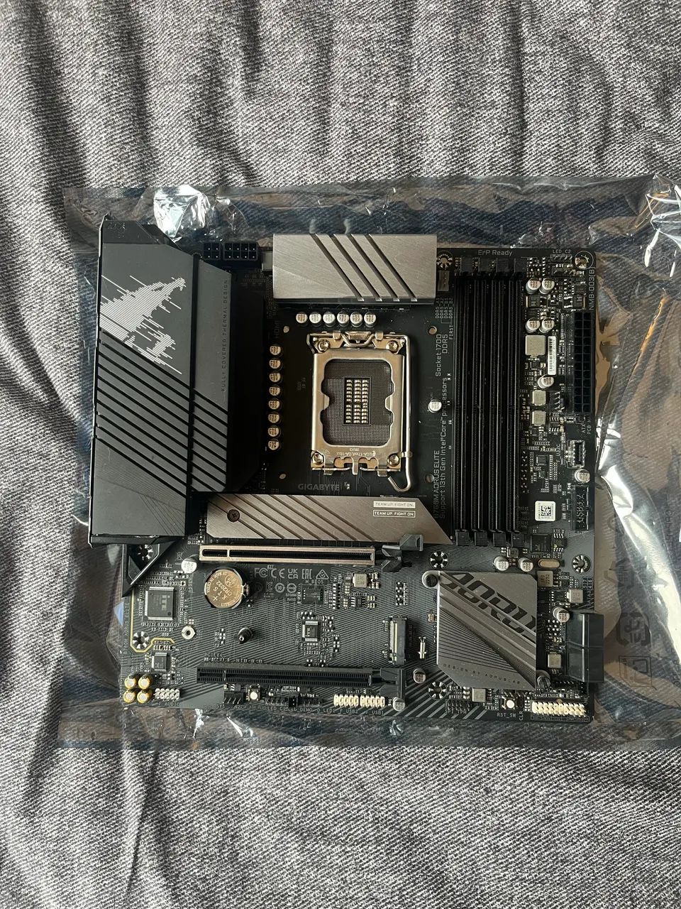 Placa mãe DDR5 Aorus Elite b760m - Foto 3