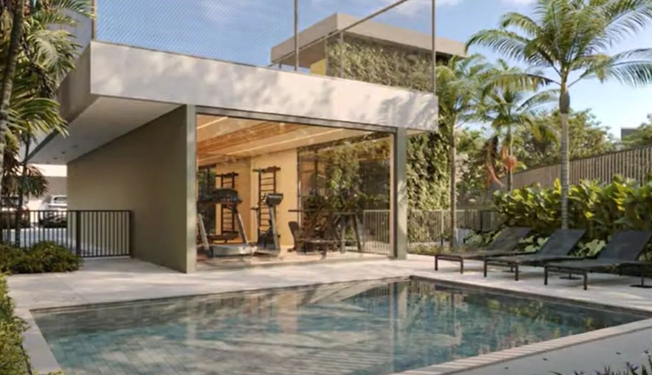 HOUSE ME