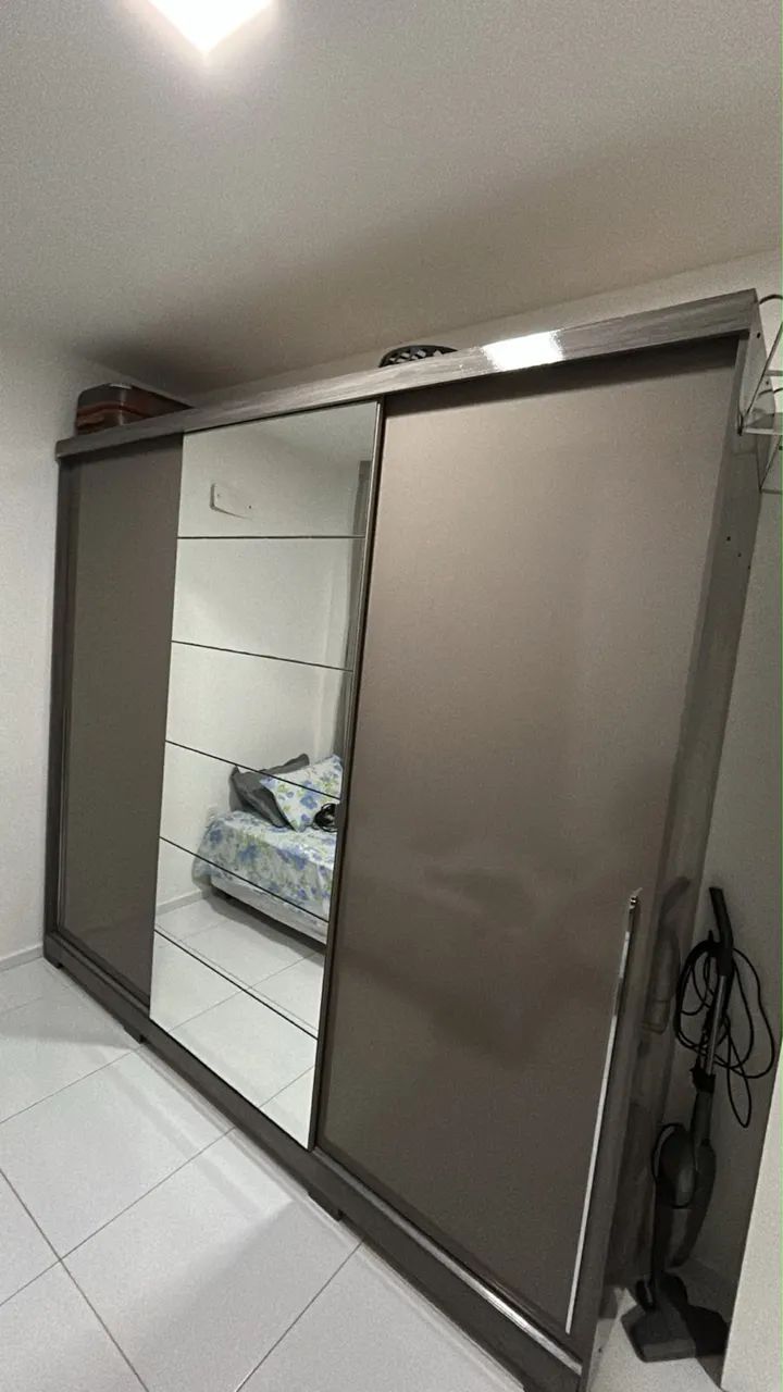 Guarda roupa 3 portas 