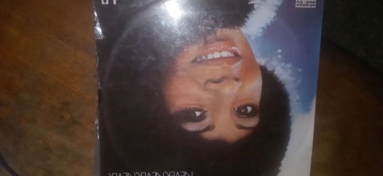 3 discos vinil Shirley bassey - Foto 3