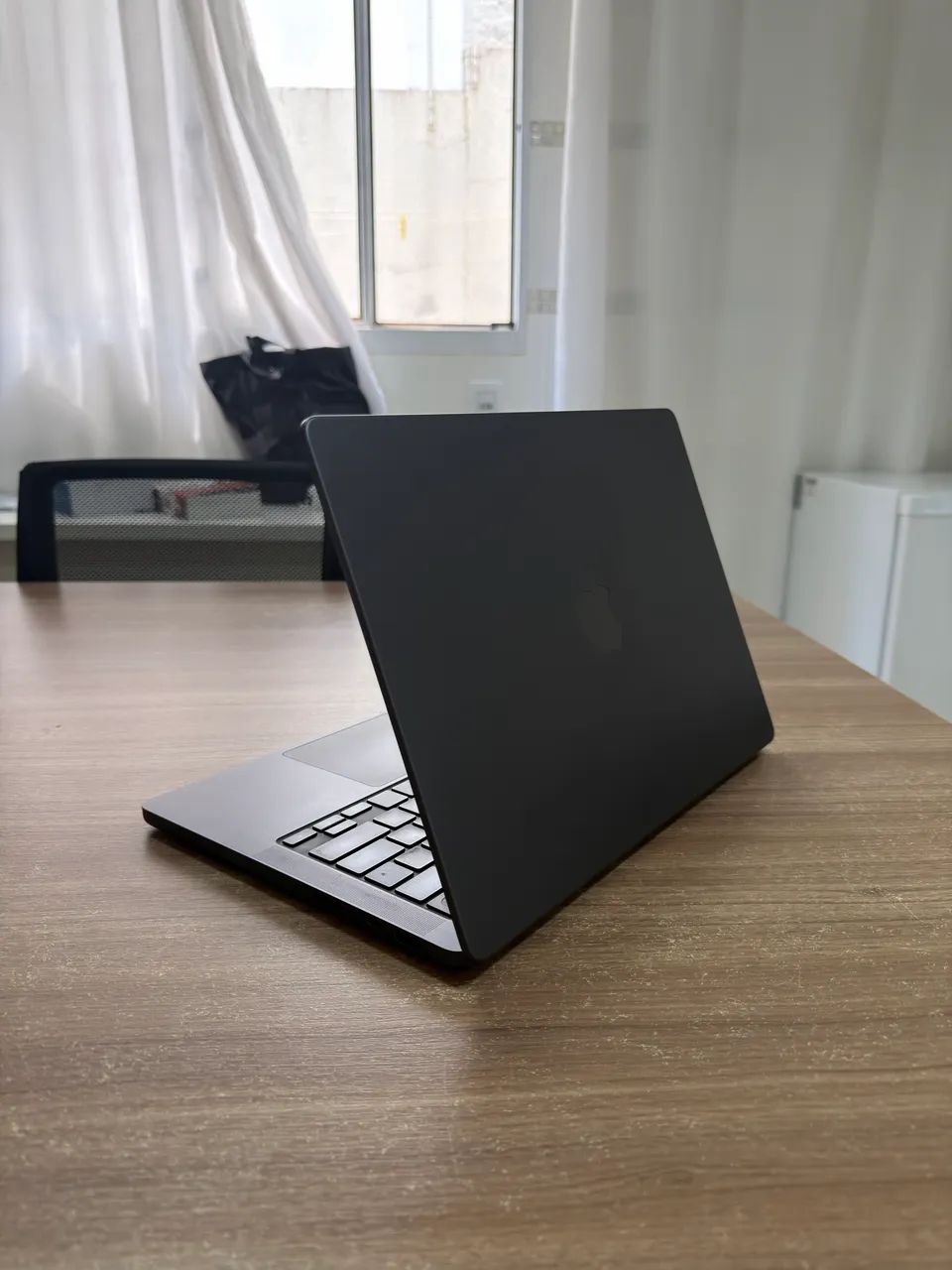 Macbook Pro M3 Pro - Foto 3