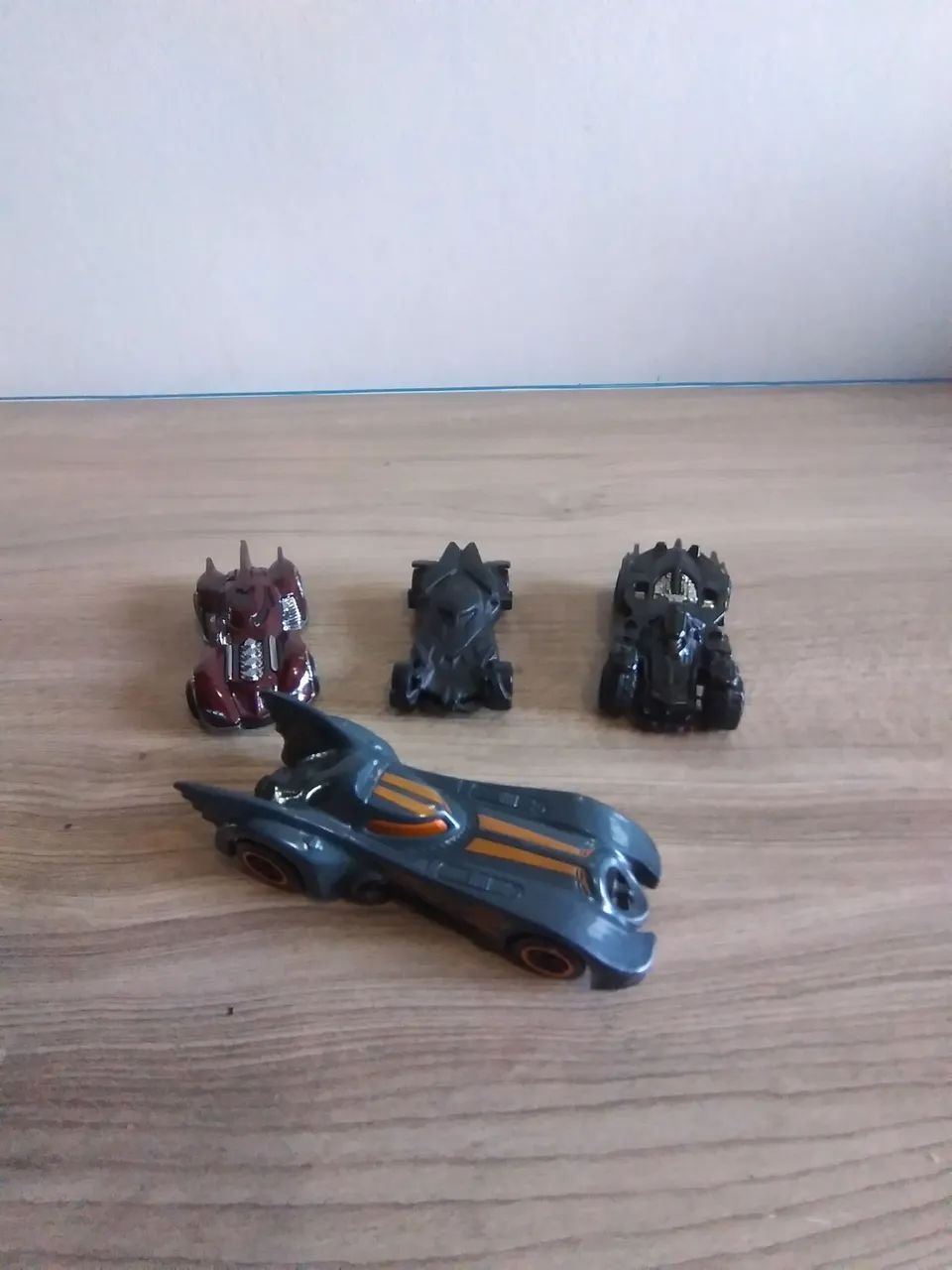 4 hotwhees serie  Batmans  - Foto 2