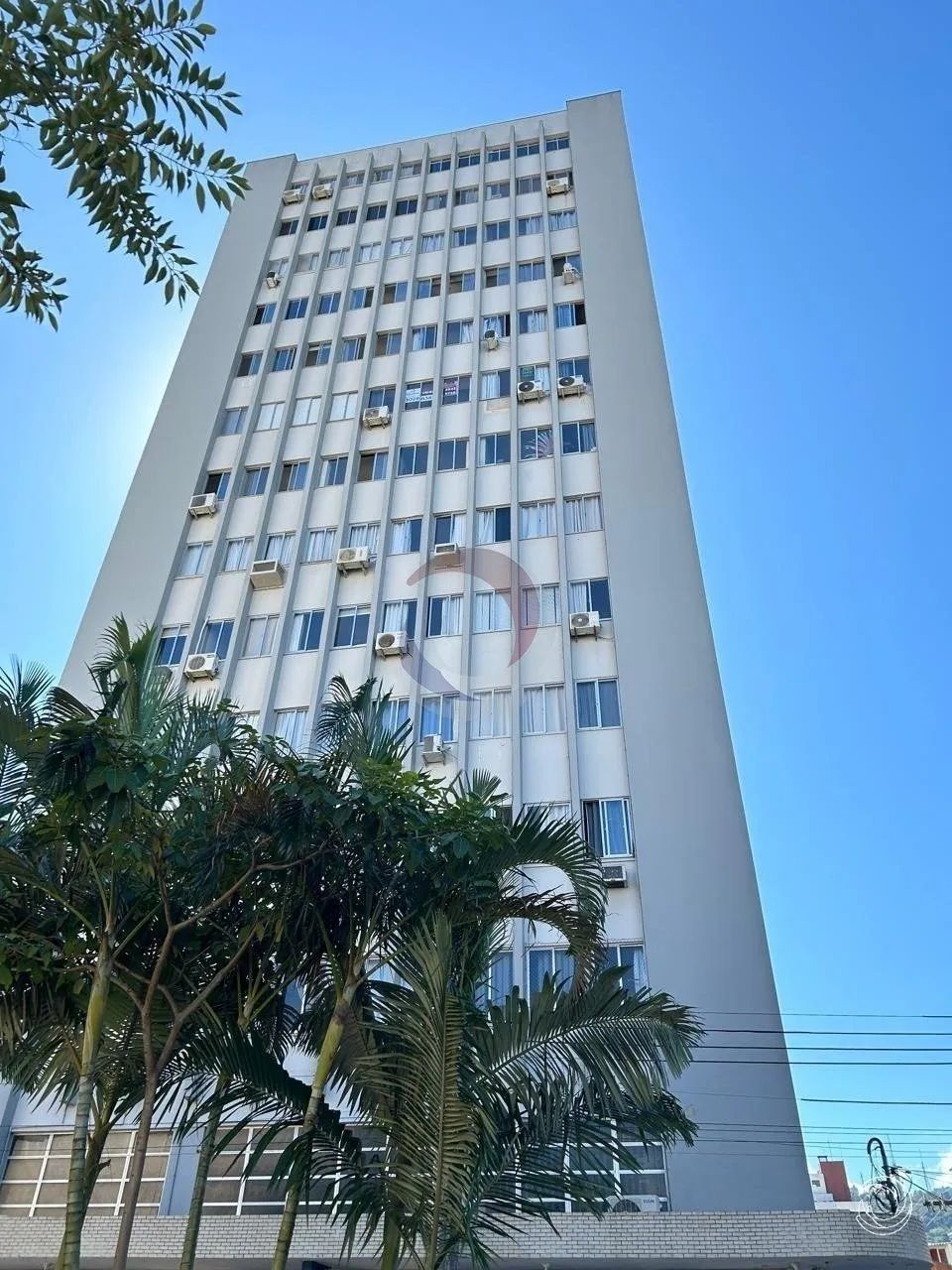 2 quartos, mobiliado no Centro