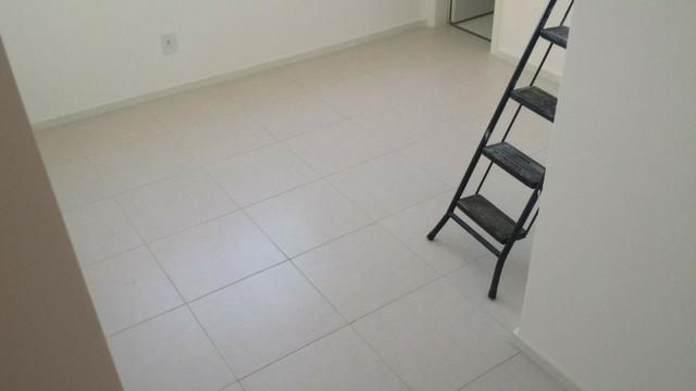 LH- Oportunidade ! Apto de 2 quartos suite em Valparaiso