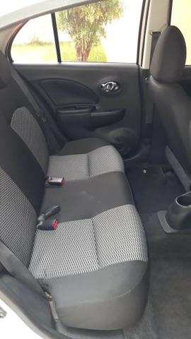 Nissan March S 1.0 2015 - Foto 10