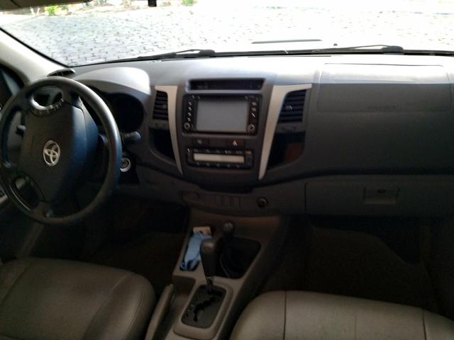 Hilux srv ano 2010 /10 vendo ou troca por Hilux nova 2019. ou carro - Foto 20