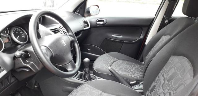 Peugeot 207 xr 1.4 ano 2011 completo - Foto 7