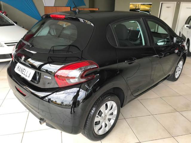 PEUGEOT 208 1.2 ACTIVE 12V FLEX 4P MANUAL 2018 - Foto 6