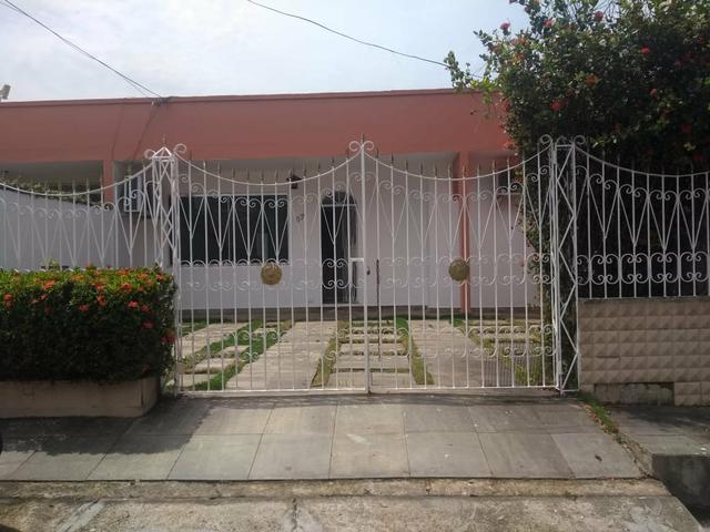 Parque Dez- Alugo Bela Casa