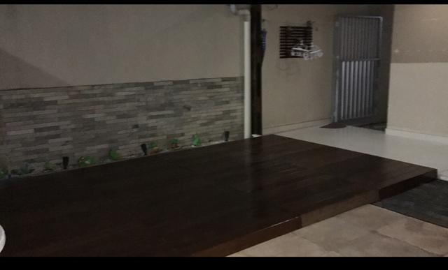 Vendo ou troco deck de madeira