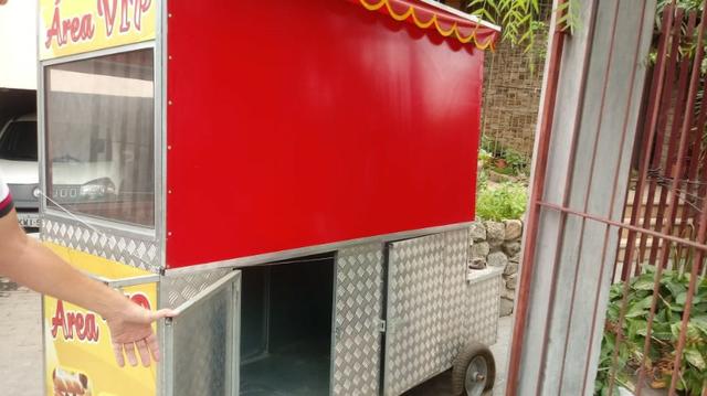 Carrocinha de cachorro quente e lanches