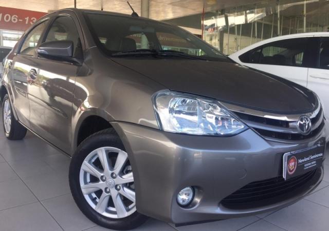 TOYOTA ETIOS 1.5 XLS SEDAN 16V FLEX 4P AUTOMATICO. - Foto 2