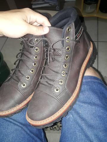 Bota masculina