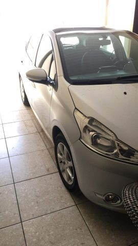 Peugeot 208, Allure 1.5