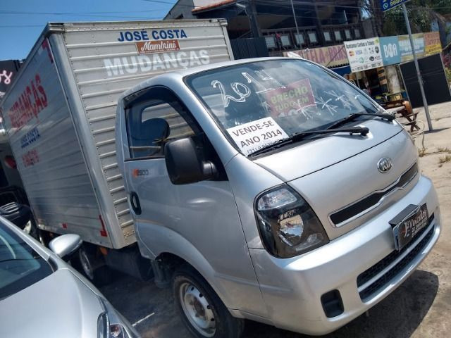 Kia Bongo 2014 K2500 Com 90000km Rodados Baú Pronto pra Trabalhar! - Foto 2