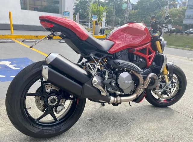 DUCATI MONSTER 12000S
