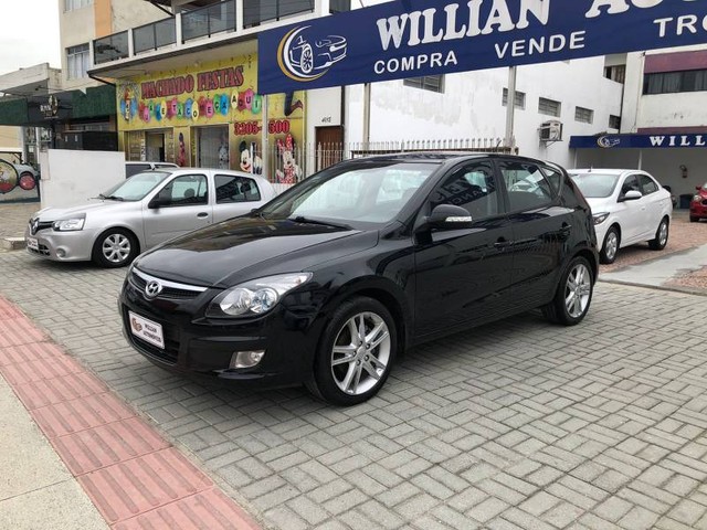 HYUNDAI I30 2.0