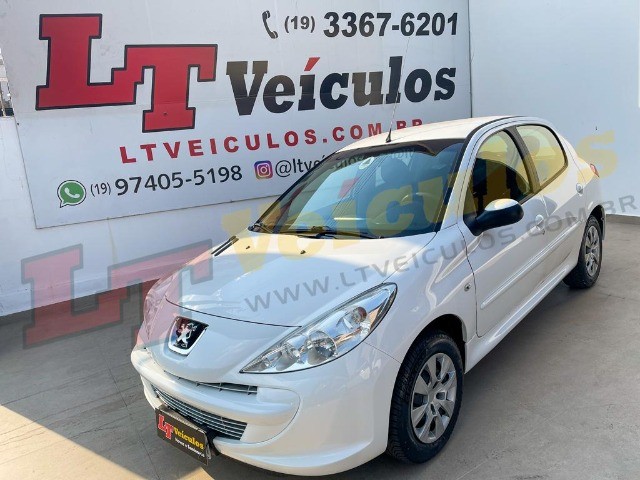 PEUGEOT 204 1.4 XR FLEX MANUAL 2013