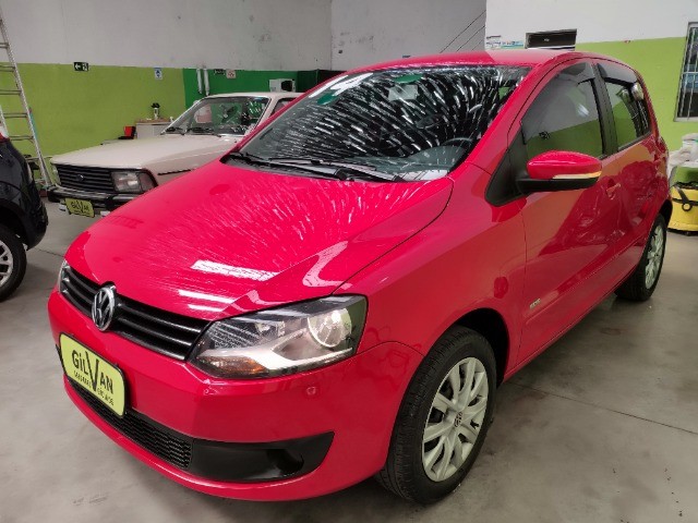 VOLKSWAGEN FOX G2 1.0 4PTS COMPLETO ANO 2014