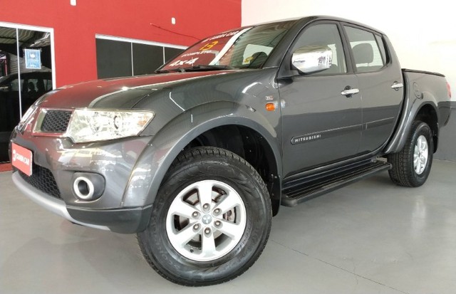 MITSUBISHI L200 TRITON 3.2 HPE 4X4 CD 16V TURBO INT. DIESEL 4P AUT.