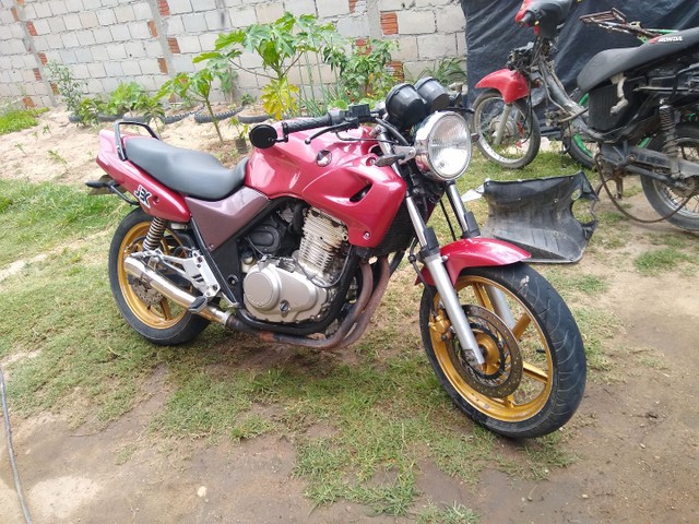 CB 500